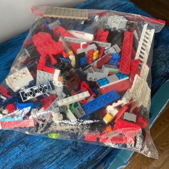 Lego Toys Large Gallon Bag Of Legos Spider Man Fire Truck Etc